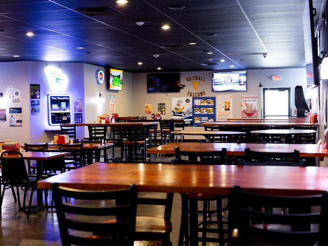 Swagger Sports Bar...Catch the game!